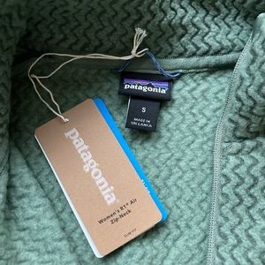 Womens R1 air quarter zip